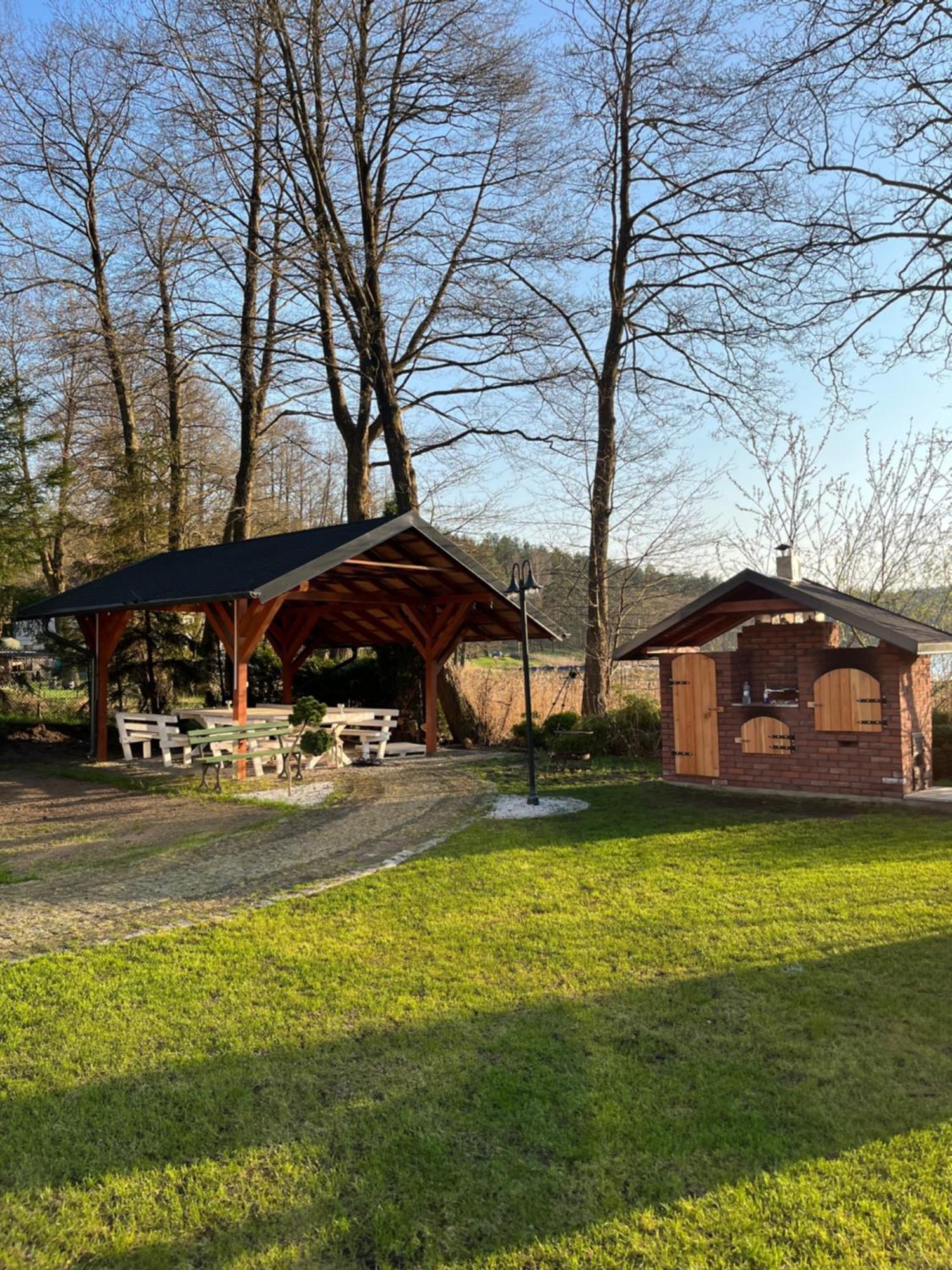 Domki Nad Jeziorem Kazub Lodge